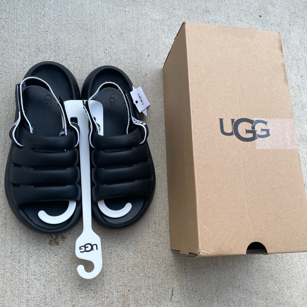 UGG Sport YEAH Black Slide clog Sandals women’s size 8 Worn once 10/10 condition